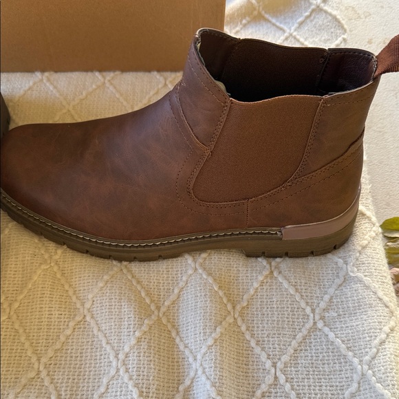 Men's Brown Leather Ankle Boots - Picture 2 of 6